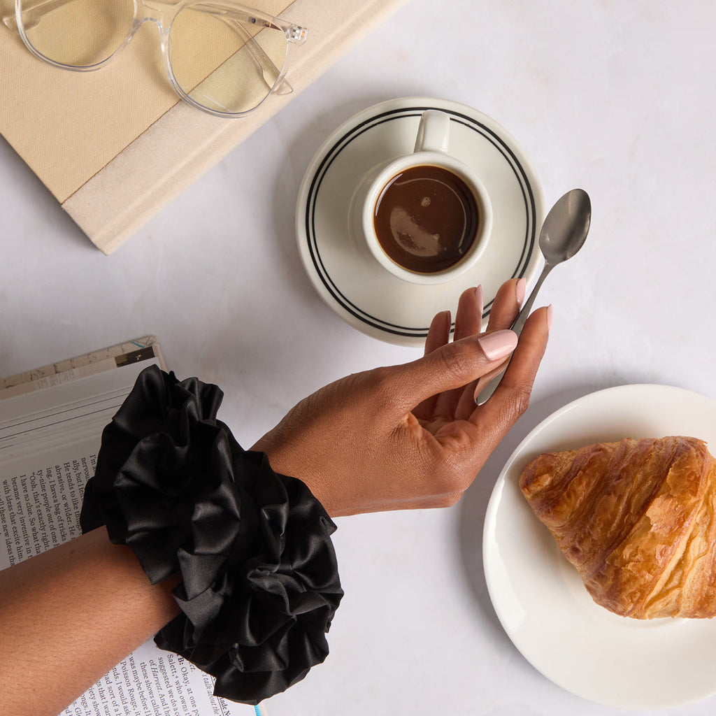 Black Ruffle Scrunchie