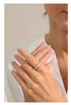 Yhpup Stainless Steel Delicate Bling Heart Cubic Zirconia Fashion Shiny Ring for Women High Quality Temperament Premium Jewelry